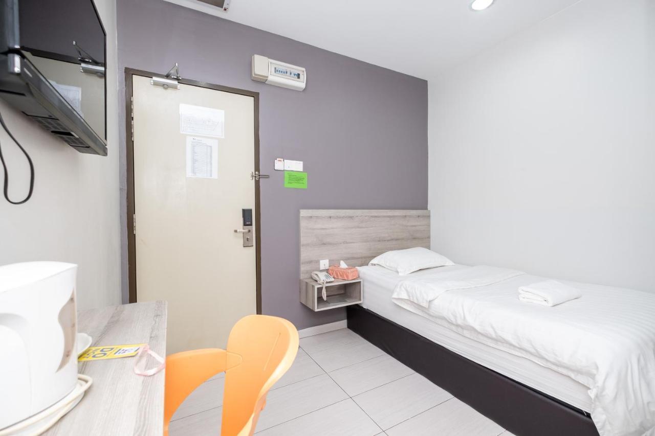 Bg Business Hotel Bukit Mertajam Esterno foto