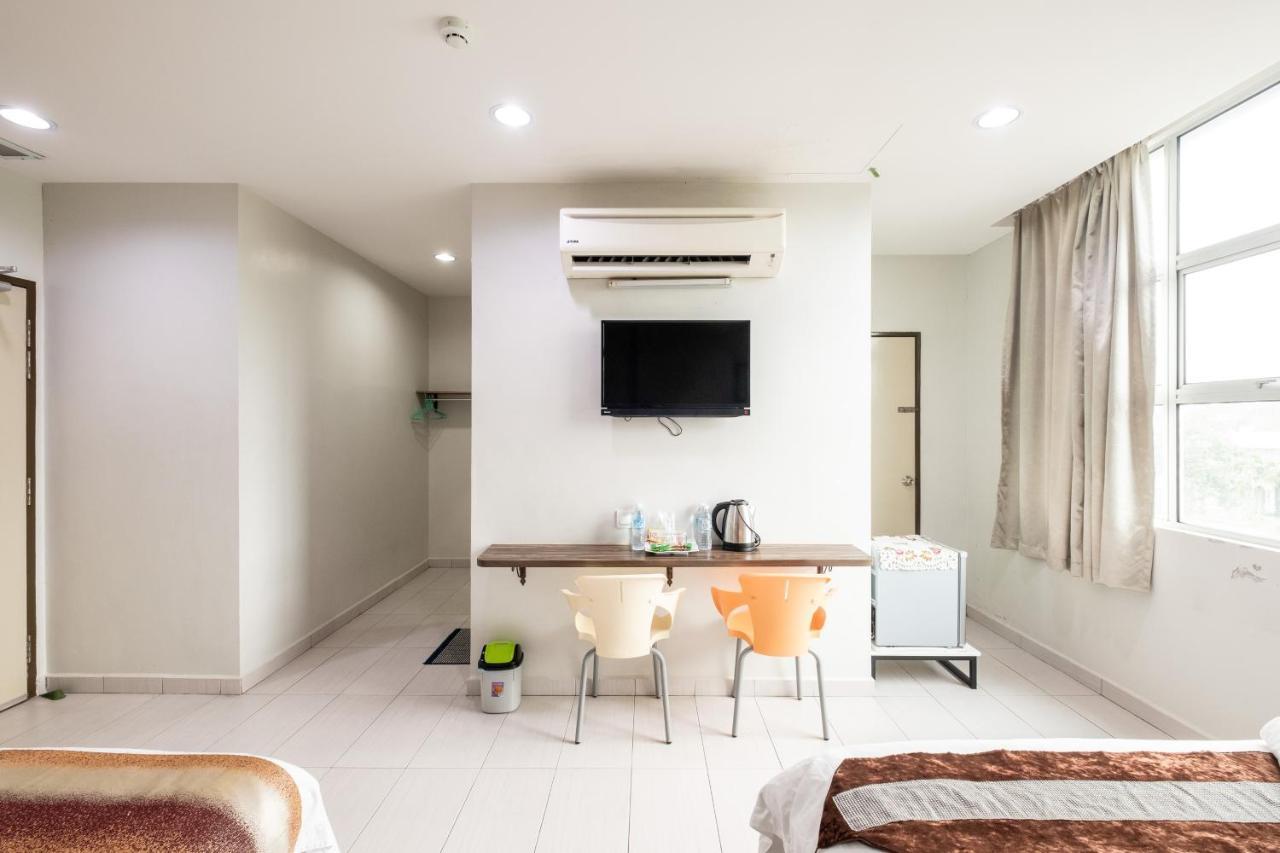 Bg Business Hotel Bukit Mertajam Esterno foto