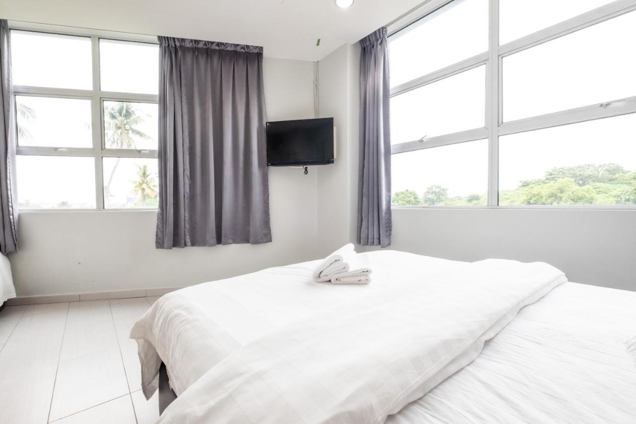 Bg Business Hotel Bukit Mertajam Esterno foto