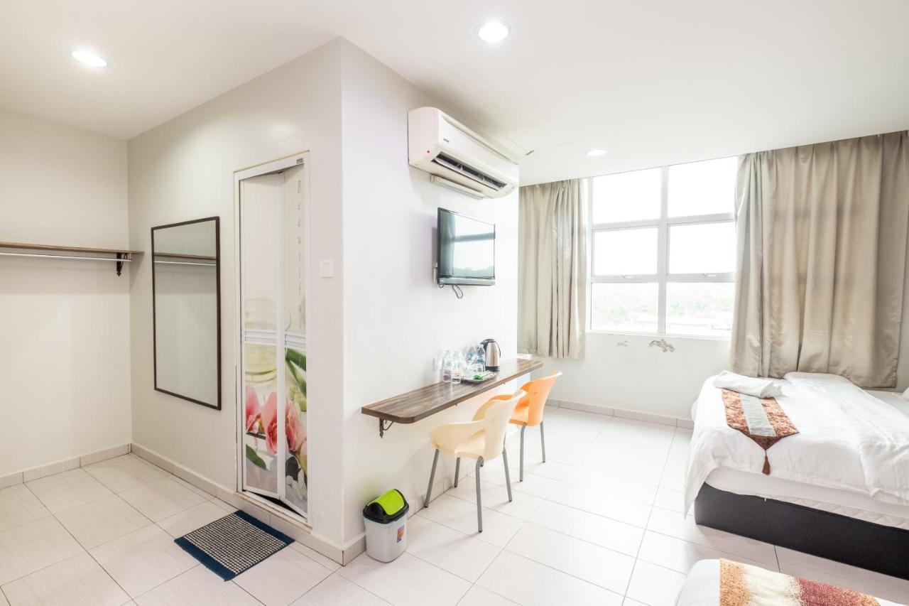Bg Business Hotel Bukit Mertajam Esterno foto