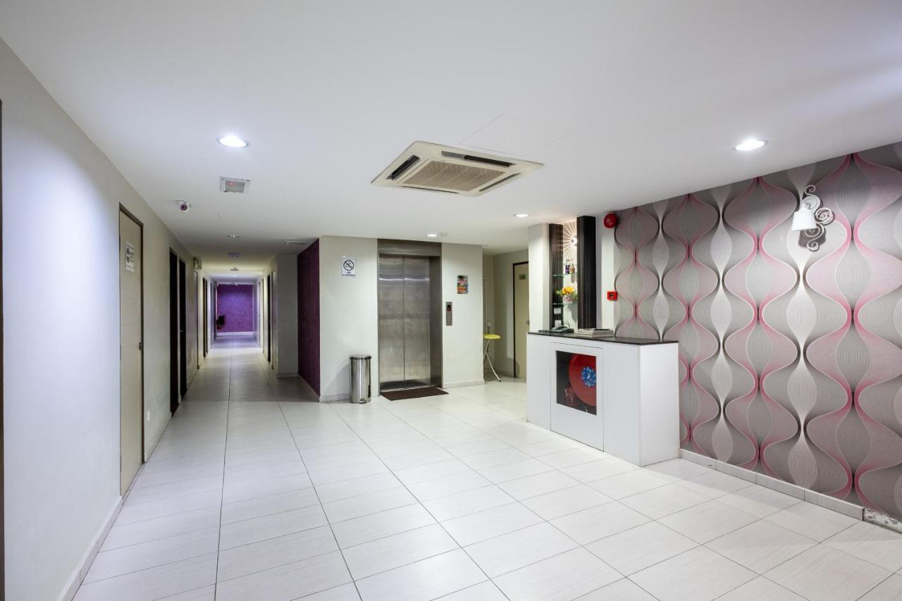 Bg Business Hotel Bukit Mertajam Esterno foto