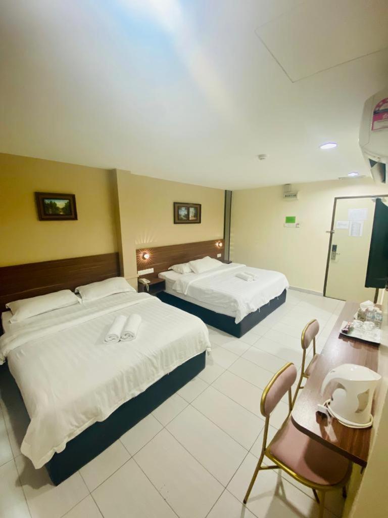 Bg Business Hotel Bukit Mertajam Esterno foto