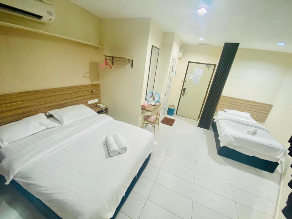 Bg Business Hotel Bukit Mertajam Esterno foto