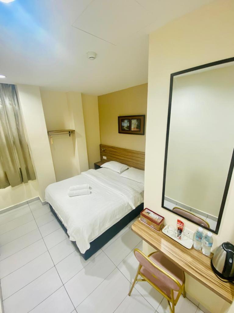 Bg Business Hotel Bukit Mertajam Esterno foto