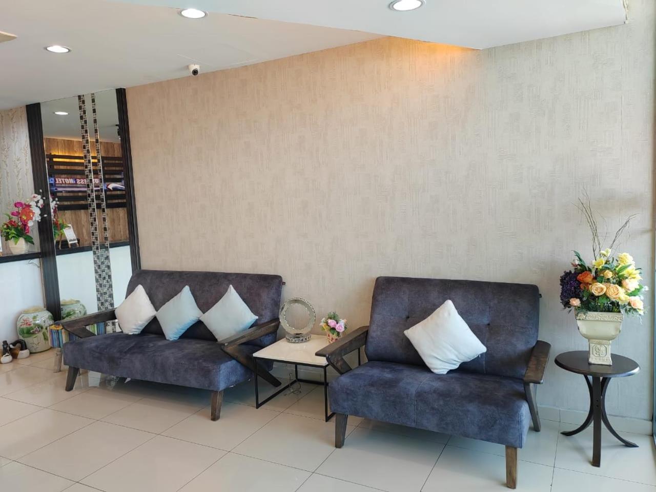 Bg Business Hotel Bukit Mertajam Esterno foto