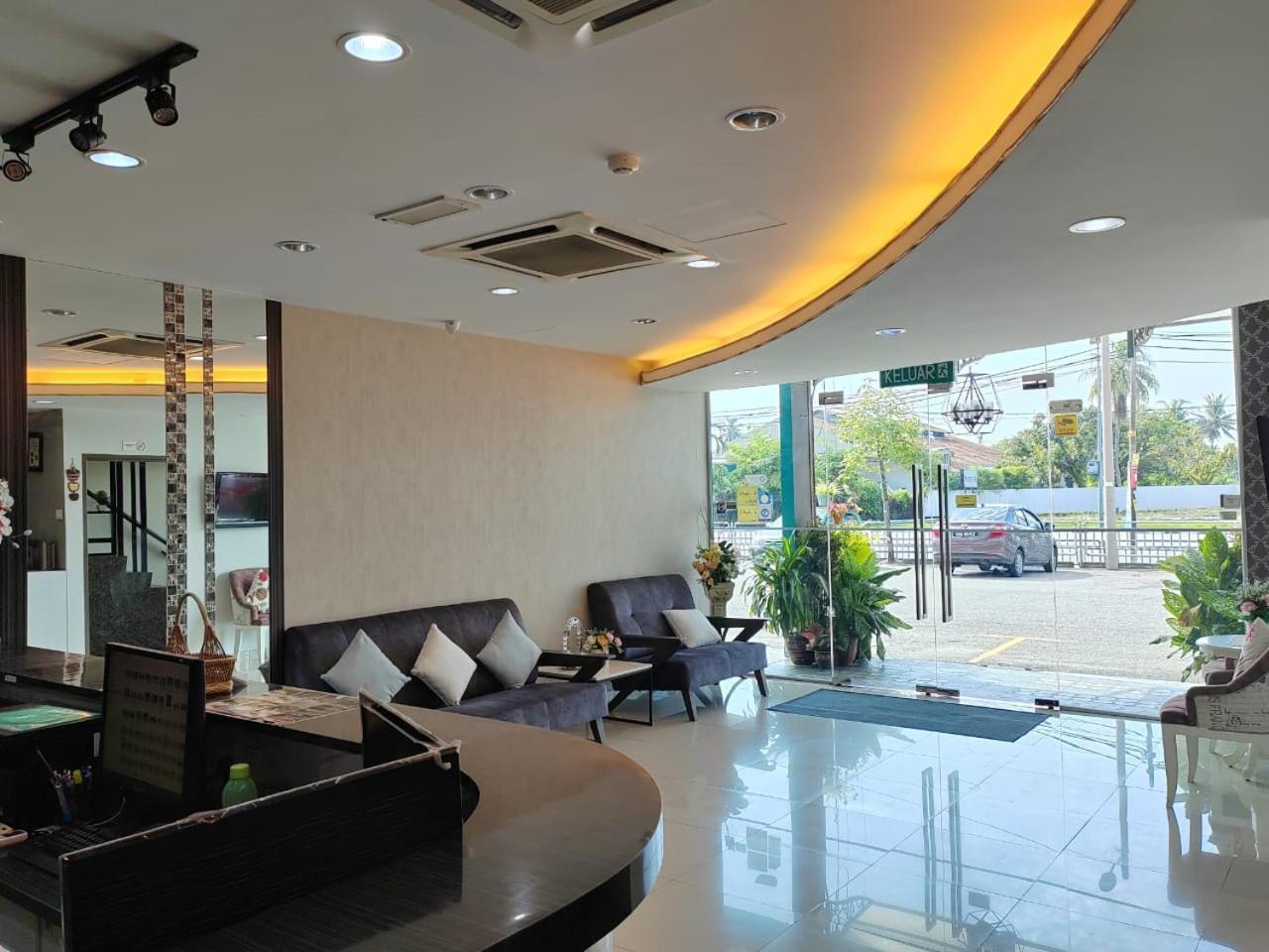 Bg Business Hotel Bukit Mertajam Esterno foto