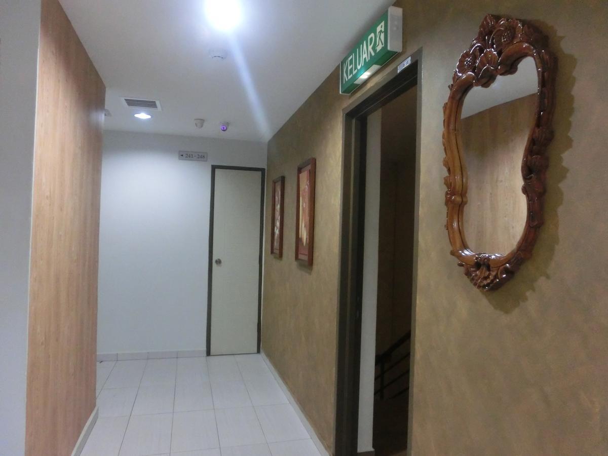 Bg Business Hotel Bukit Mertajam Esterno foto